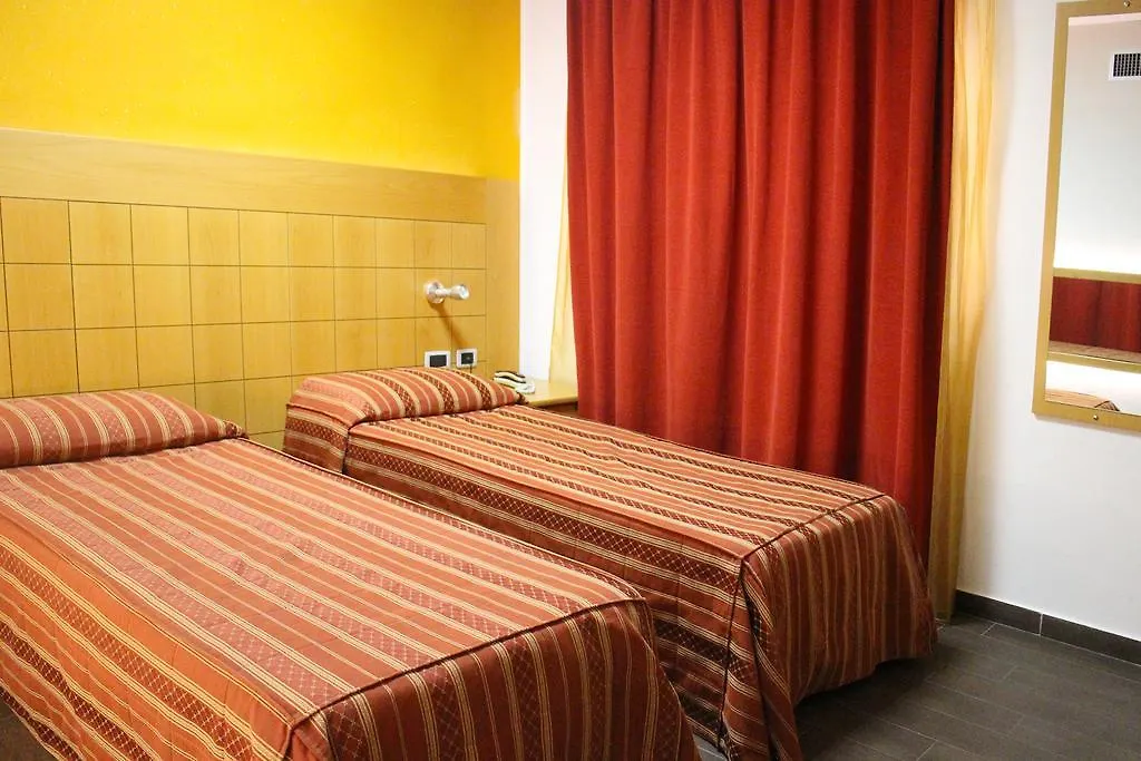 Orange Motel Vergiate Itália