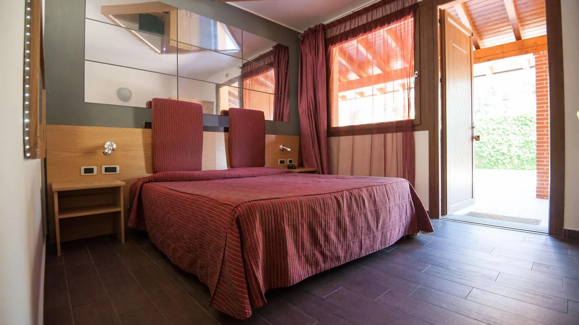 Hotel Orange Motel Vergiate