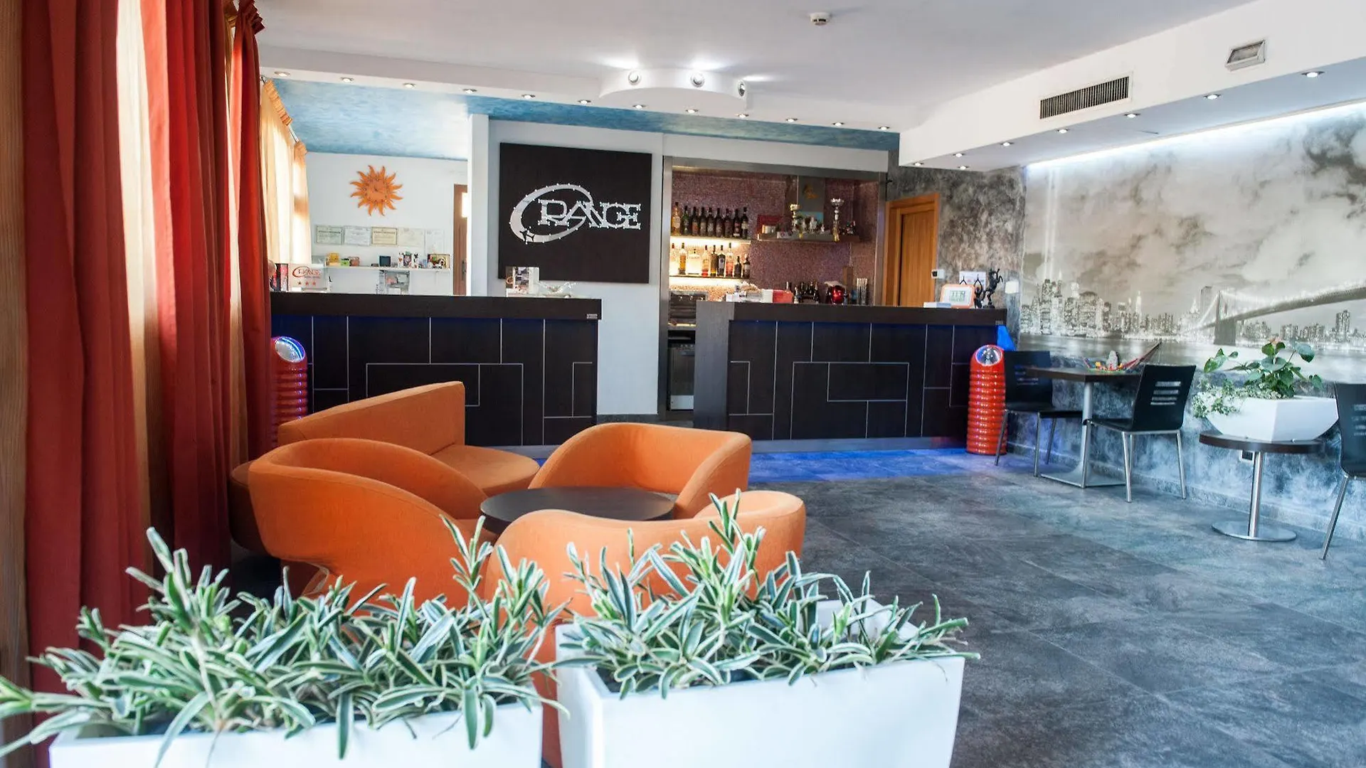 Orange Motel Vergiate 3*,