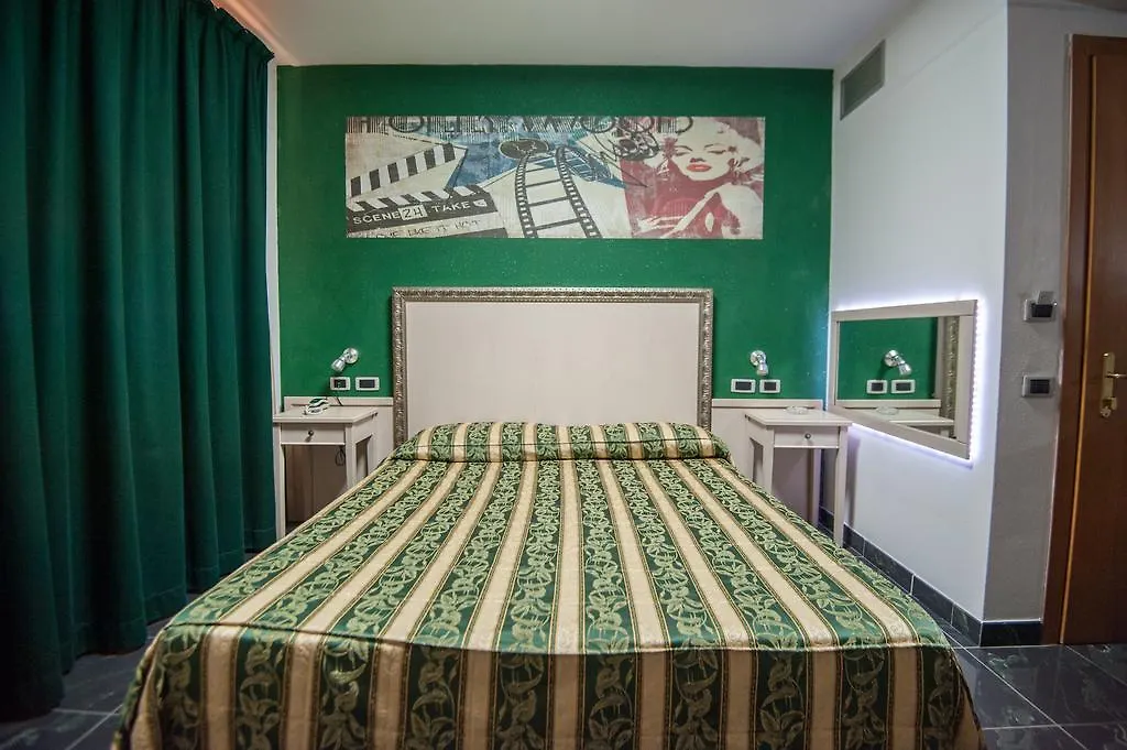 Hotel Orange Motel Vergiate