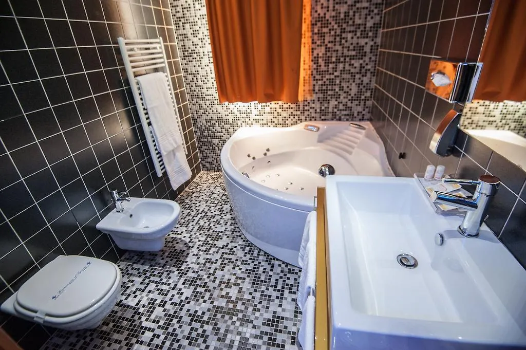 Orange Motel Vergiate