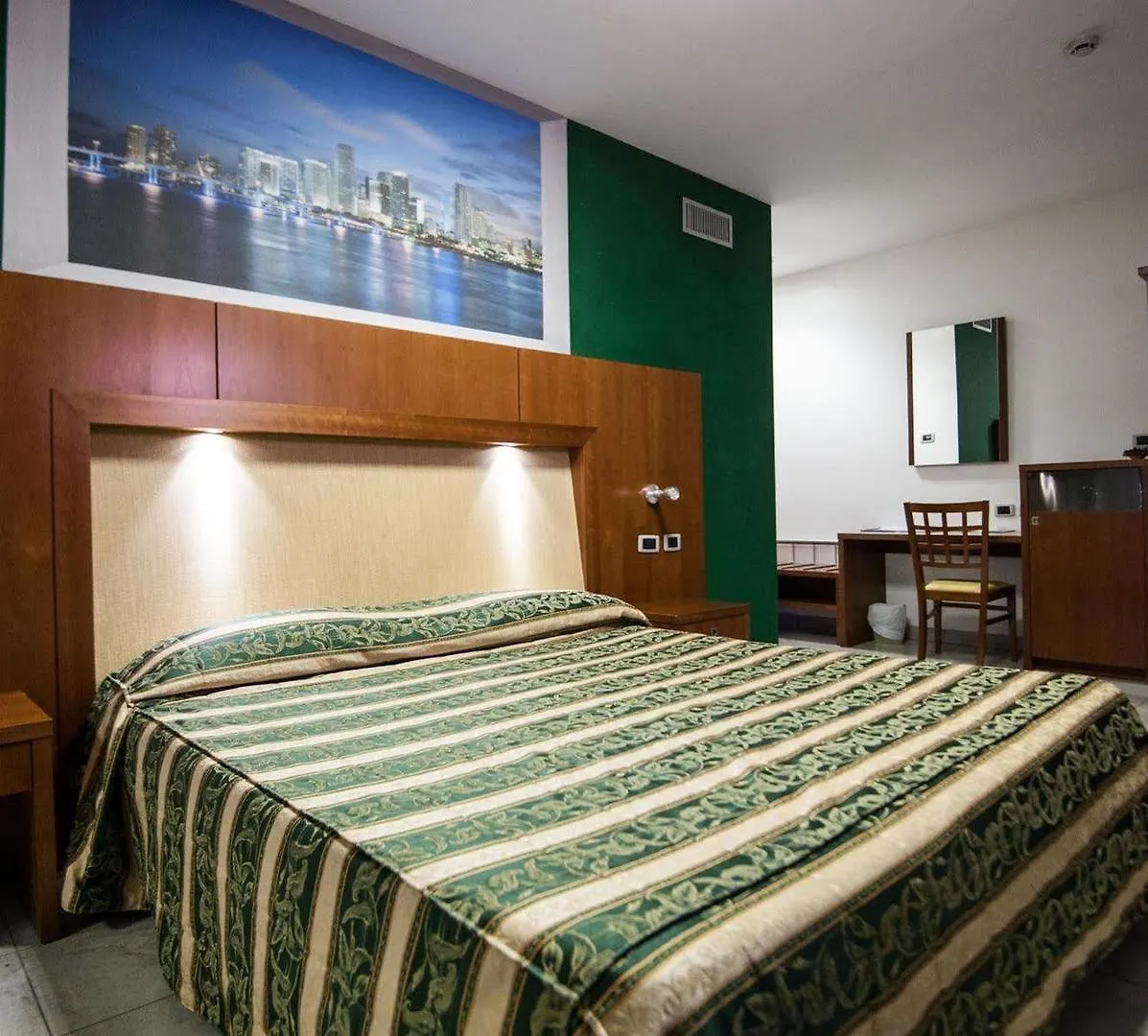 Hotel Orange Motel Vergiate